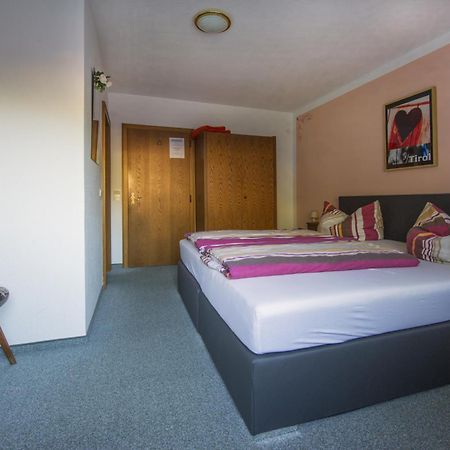Garni Fischer Oetz Kamer foto