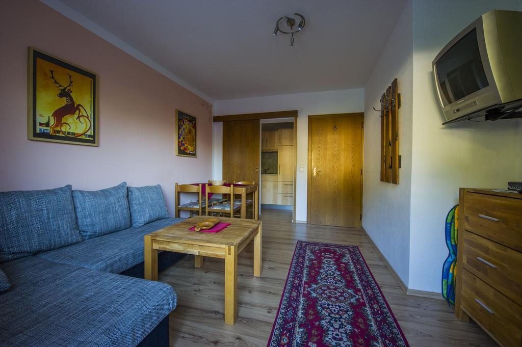 Garni Fischer Oetz Kamer foto