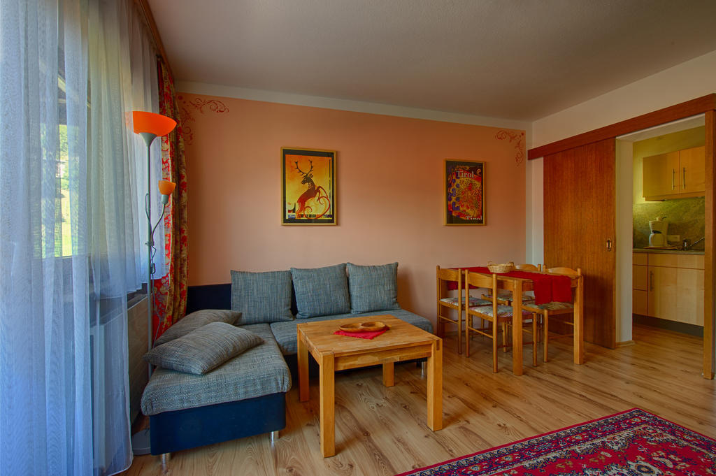 Garni Fischer Oetz Kamer foto
