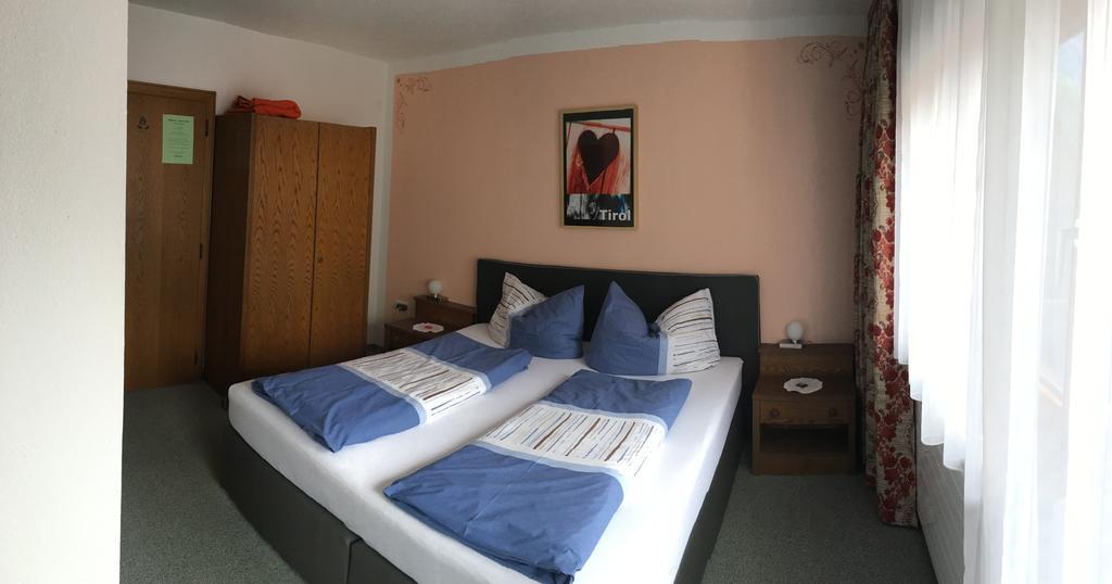 Garni Fischer Oetz Kamer foto