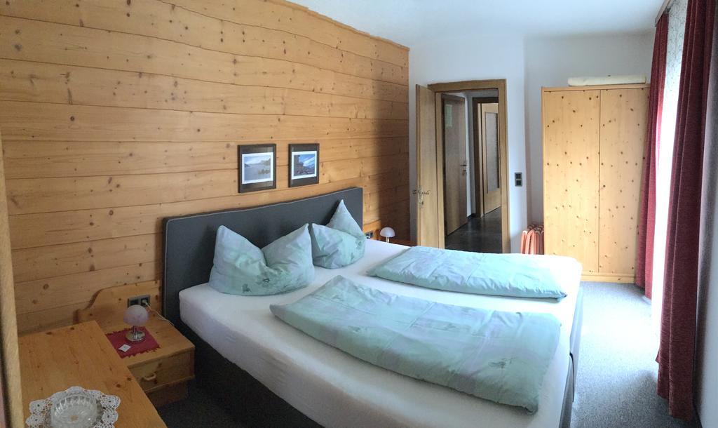 Garni Fischer Oetz Kamer foto